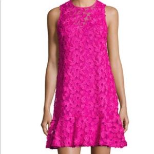 Trina Turk Barbra Sleeveless Lace Shift Dress in fuchsia size 14